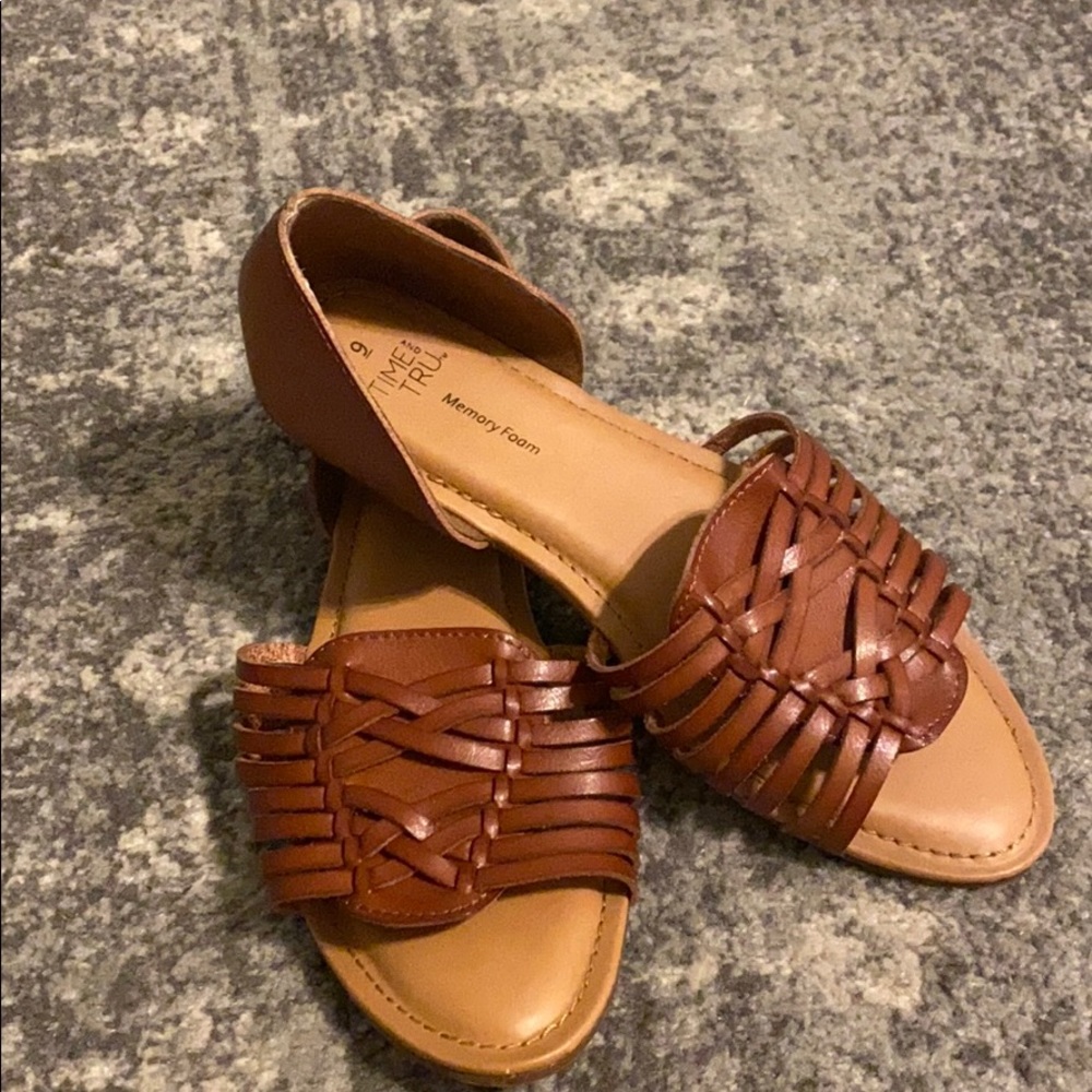 Time and Tru Faux Leather Huarache Flats NWOT